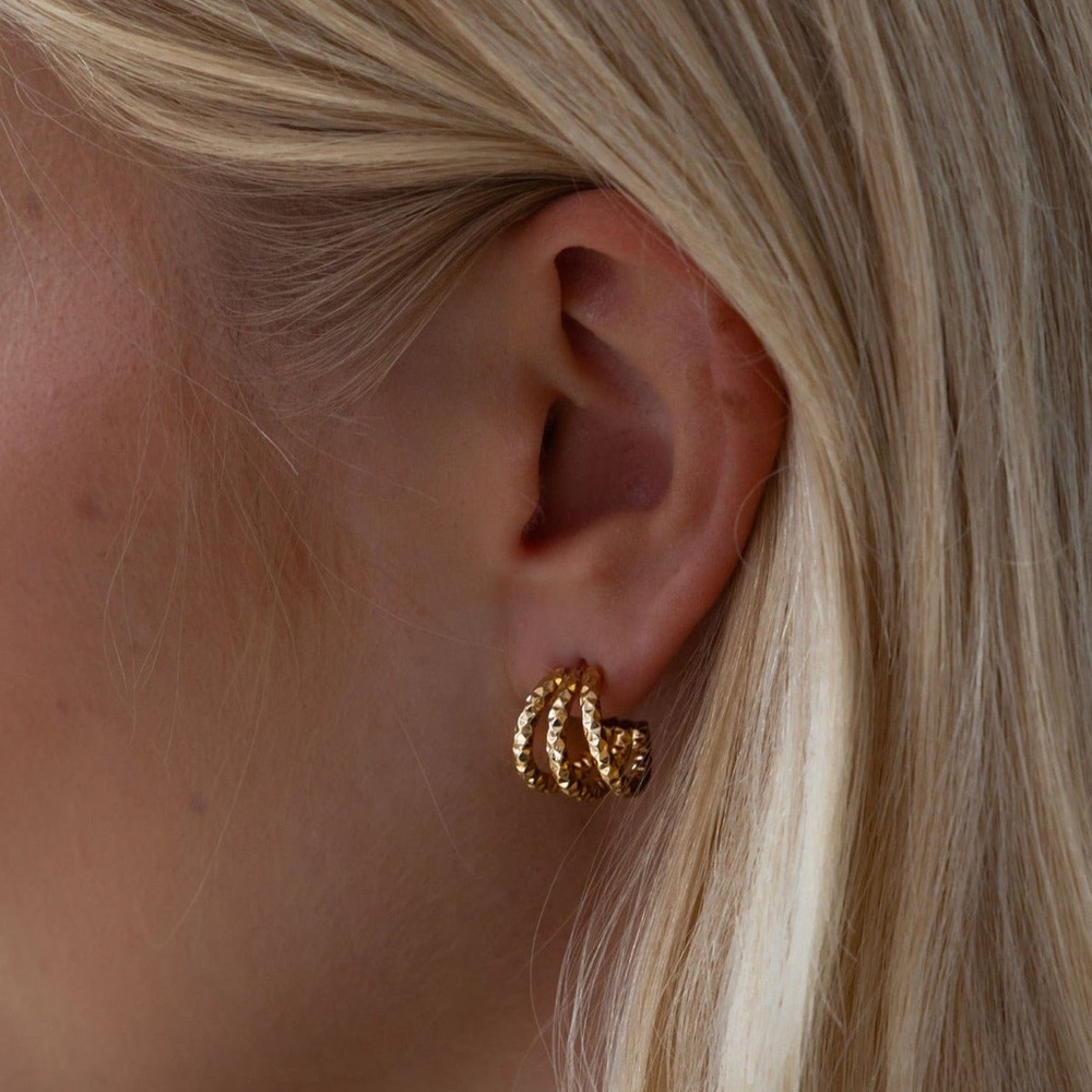 NEW💎18K Gold Plated Mini Hoop Earrings*Huggies Earrings*Mini Stud Earrings
